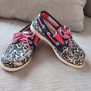 Sperry Top-Sider Slip On Loafer childs size 9 cheeta print